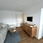 Apartment Sonnige & Neu Eingerichtete *