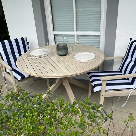 Sonnige & Neu Eingerichtete Apartment Timmendorfer Strand