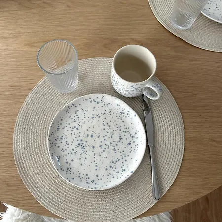 Sonnige & Neu Eingerichtete *