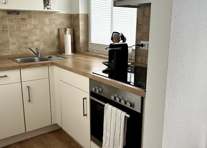 Apartment Sonnige & Neu Eingerichtete *